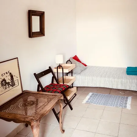 Charming La Maison Des Artistes Near Bergerac With The Swimming Pool