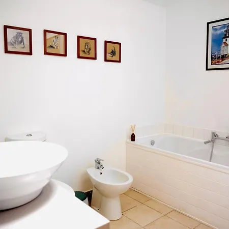 Villa Charming La Maison Des Artistes Near Bergerac With The Swimming Pool *