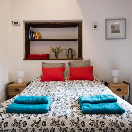 Villa Charming La Maison Des Artistes Near Bergerac With The Swimming Pool *