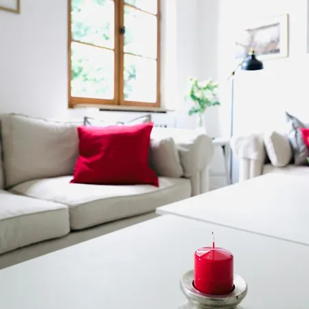 Charming La Maison Des Artistes Near Bergerac With The Swimming Pool