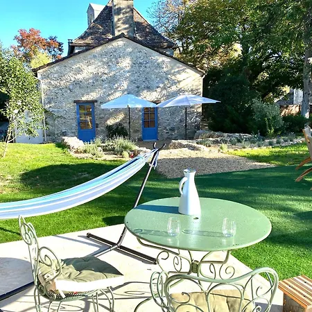 Charming La Maison Des Artistes Near Bergerac With The Swimming Pool *