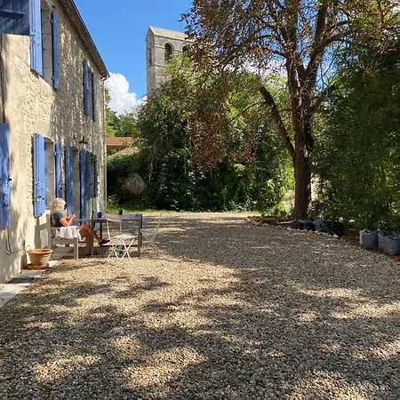 Charming La Maison Des Artistes Near Bergerac With The Swimming Pool *